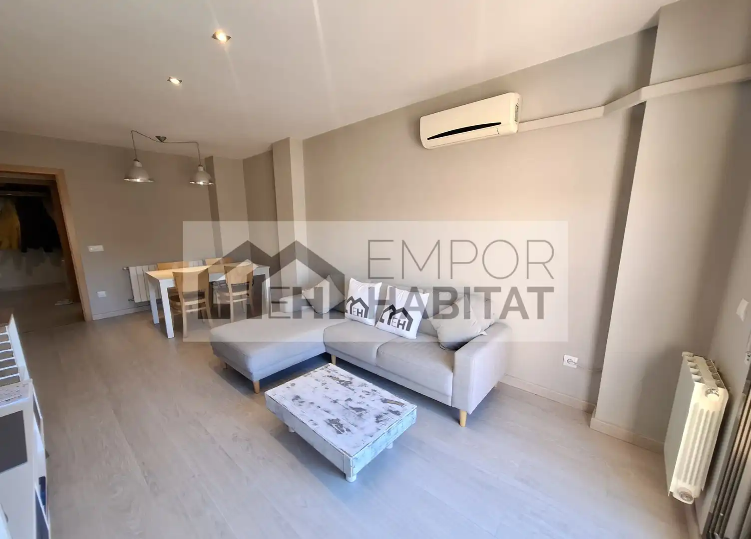 Sala d'estar de Àtic en venda en Llançà amb Aire condicionat, Calefacció i Terrassa