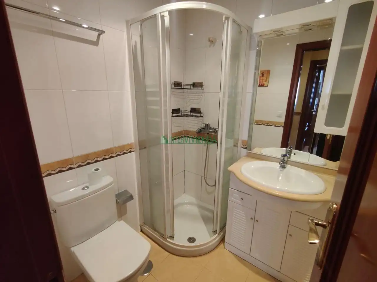 Baño de Piso en venta en Vigo  con Calefacción, Parquet y Trastero