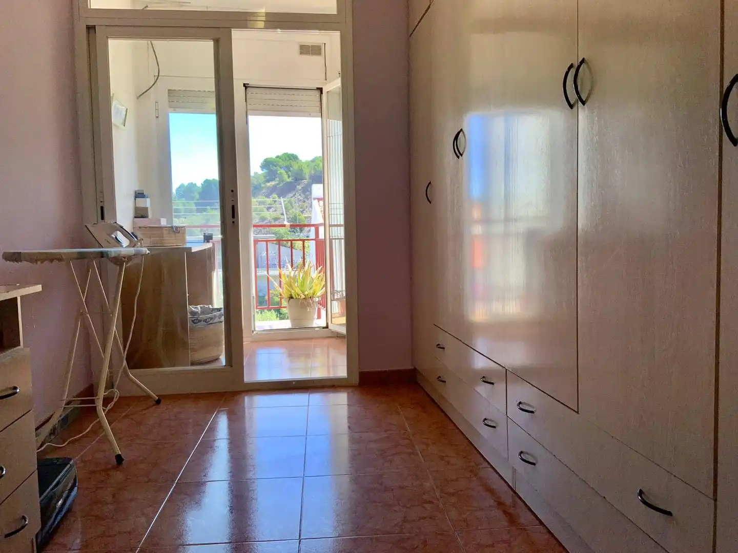 Habitación de Dúplex de alquiler en Martorell con Calefacción, Terraza y Amueblado