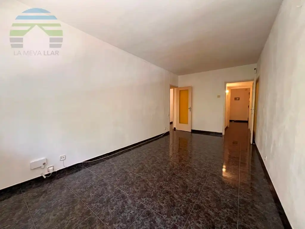 Sala d'estar de Pis en venda en Barcelona