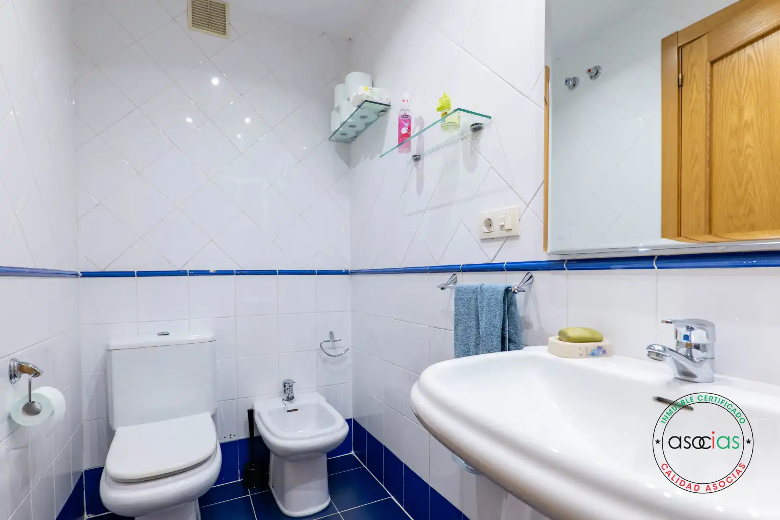 Baño de Piso en venta en Gijón  con Calefacción, Parquet y Trastero