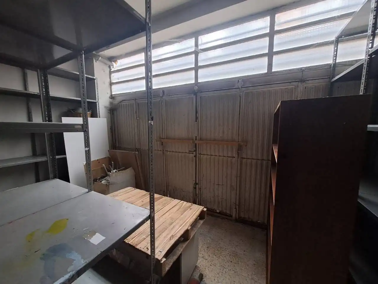 Commercial properties for sale in Burgos  with Air Conditioner