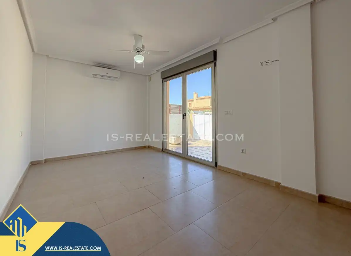 Chalet con piscina en venta en Nueva Torrevieja - Aguas Nuevas, imagen 4
