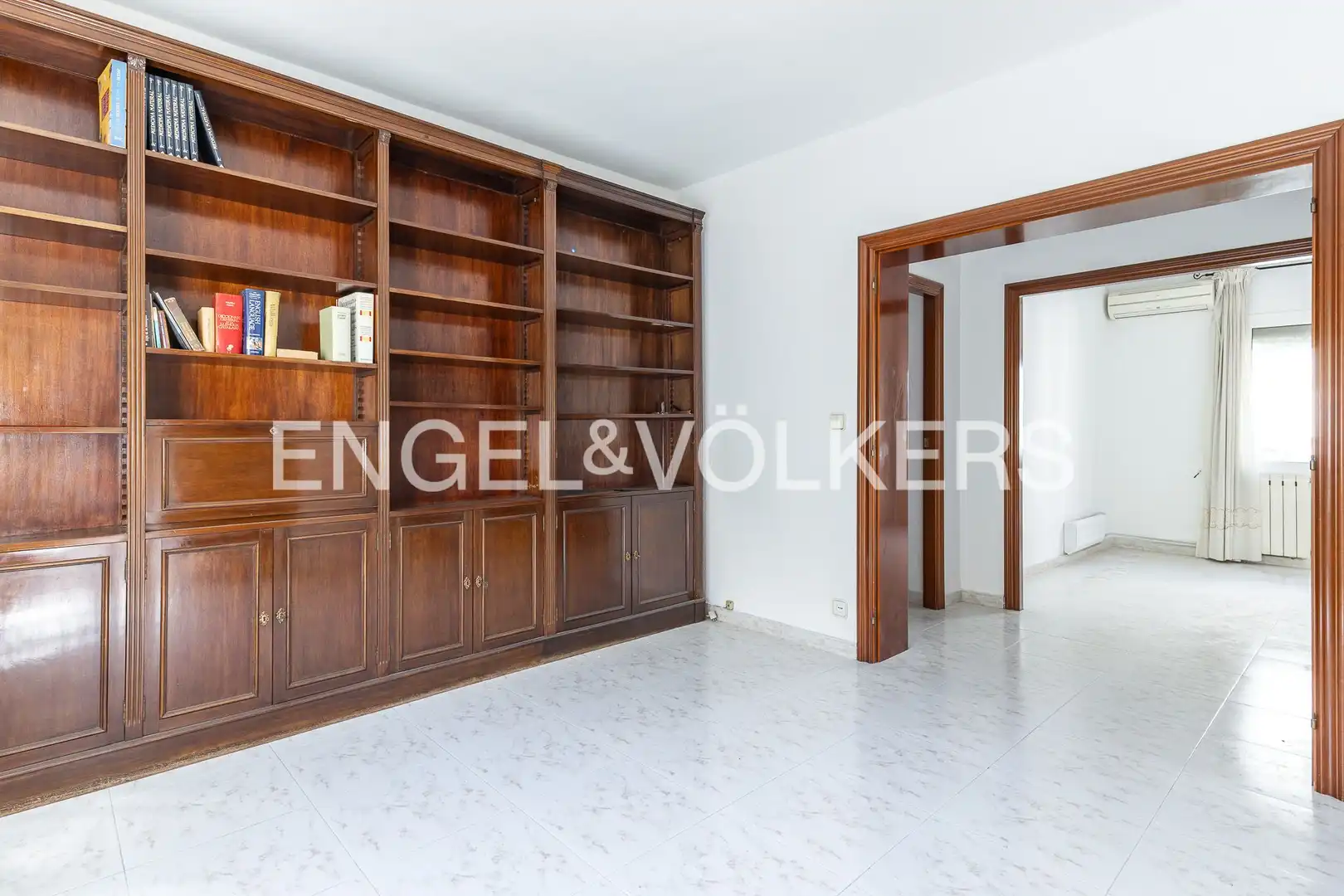 Living room of Flat for sale in Barcelona  with Air Conditioner and Heating