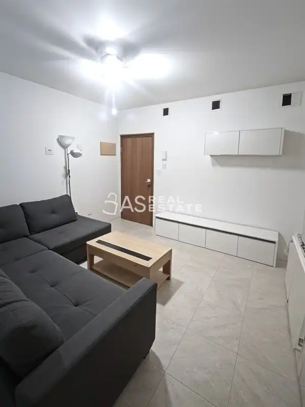 Sala d'estar de Pis en venda en Getafe amb Terrassa i Moblat