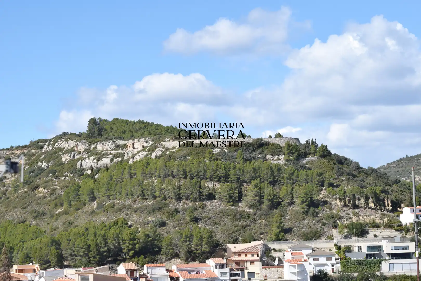 Vista exterior de Casa adosada en venta en Cervera del Maestre
