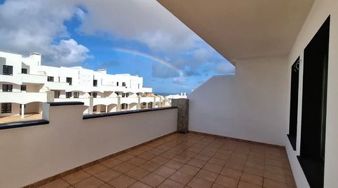 Foto 2 de Apartamento en venta en Corralejo, La Oliva
