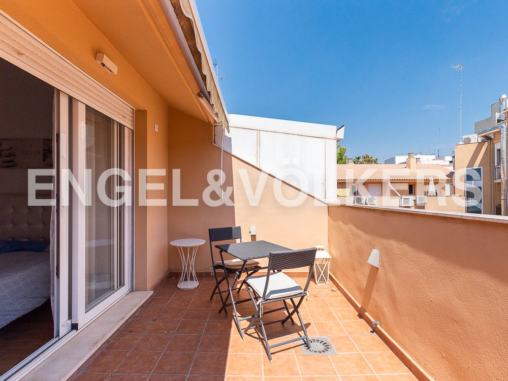 Terrassa de Apartament de lloguer en  Valencia Capital amb Aire condicionat, Calefacció i Parquet