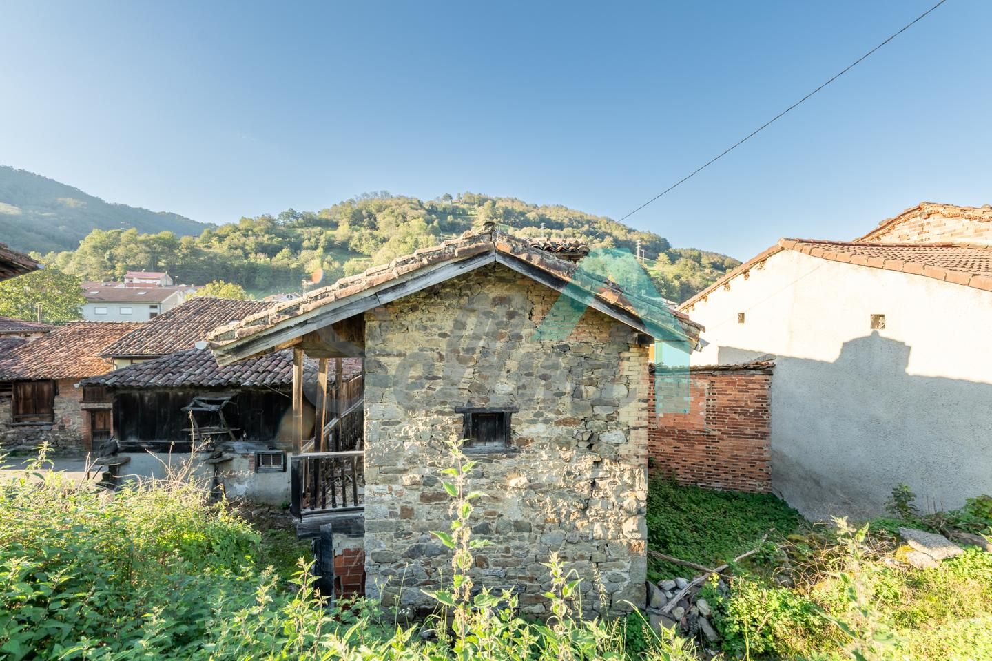 Vista exterior de Finca rústica en venda en Laviana amb Jardí privat
