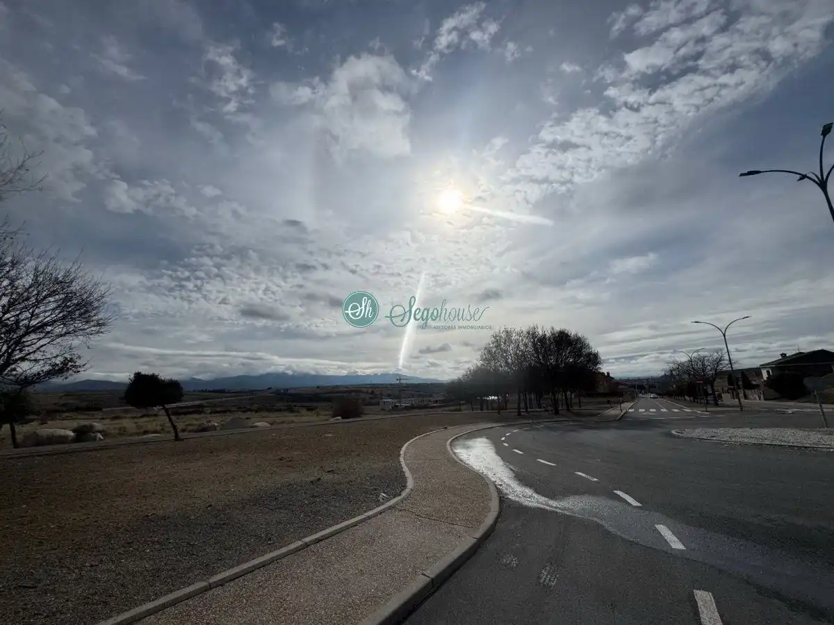 Terreny residencial en venda a La Lastrilla, imagen 10