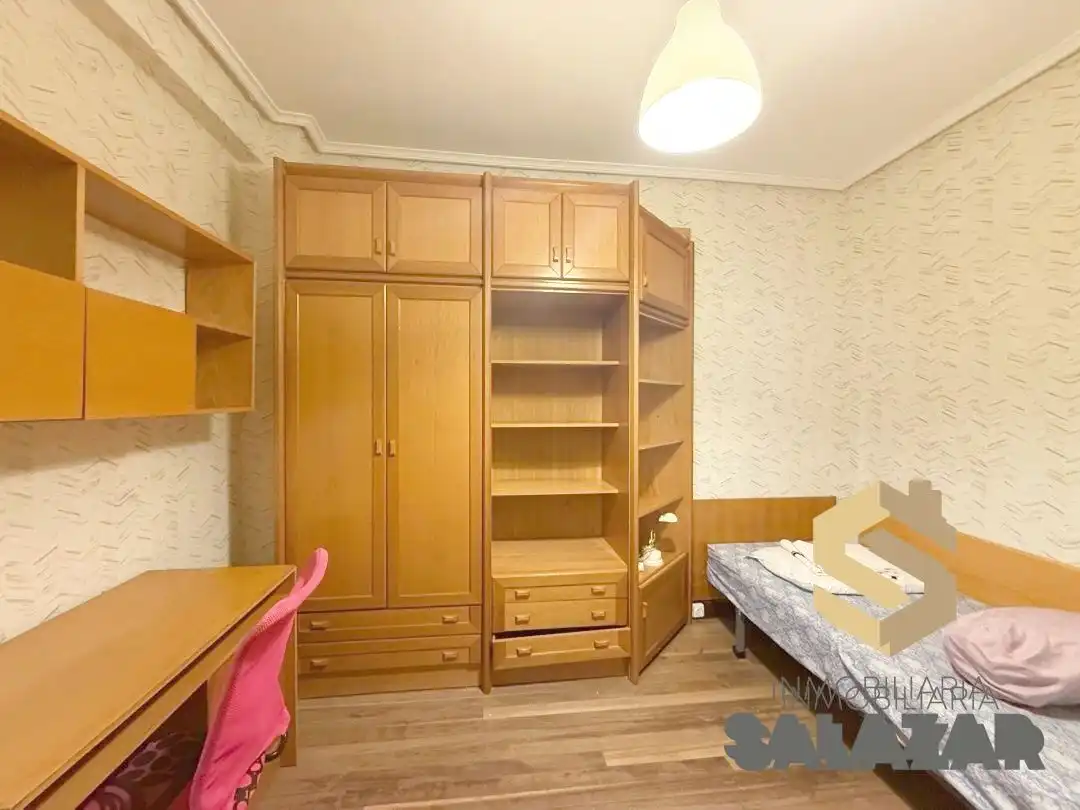 Habitación de Piso de alquiler en Bilbao  con Calefacción
