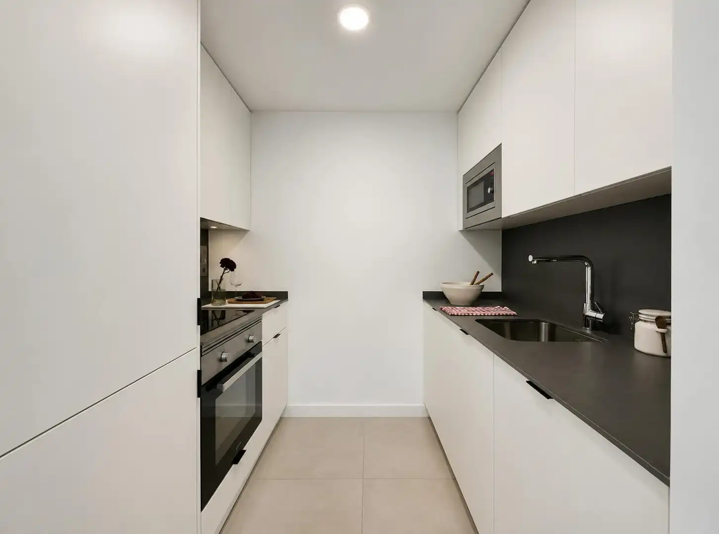 Küche von Wohnung zur Miete in Madrid mit Klimaanlage, Privatgarten und Möbliert