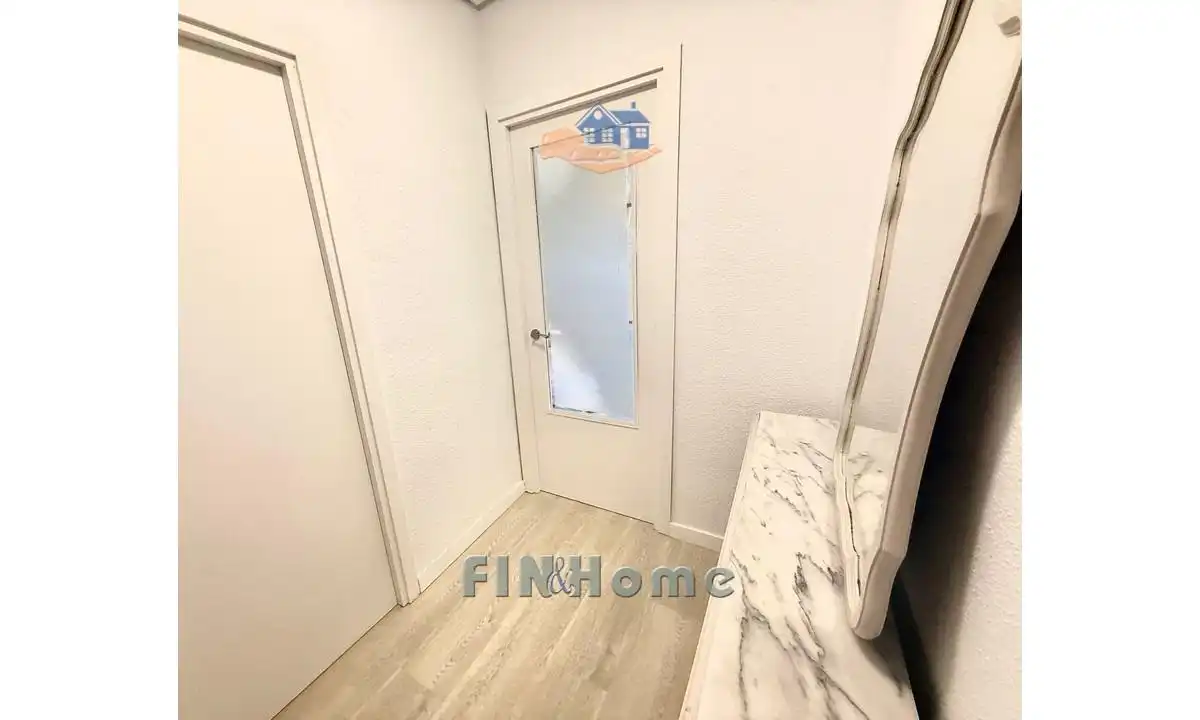 Piso de alquiler en Sevilla con Aire acondicionado, Amueblado y Balcón