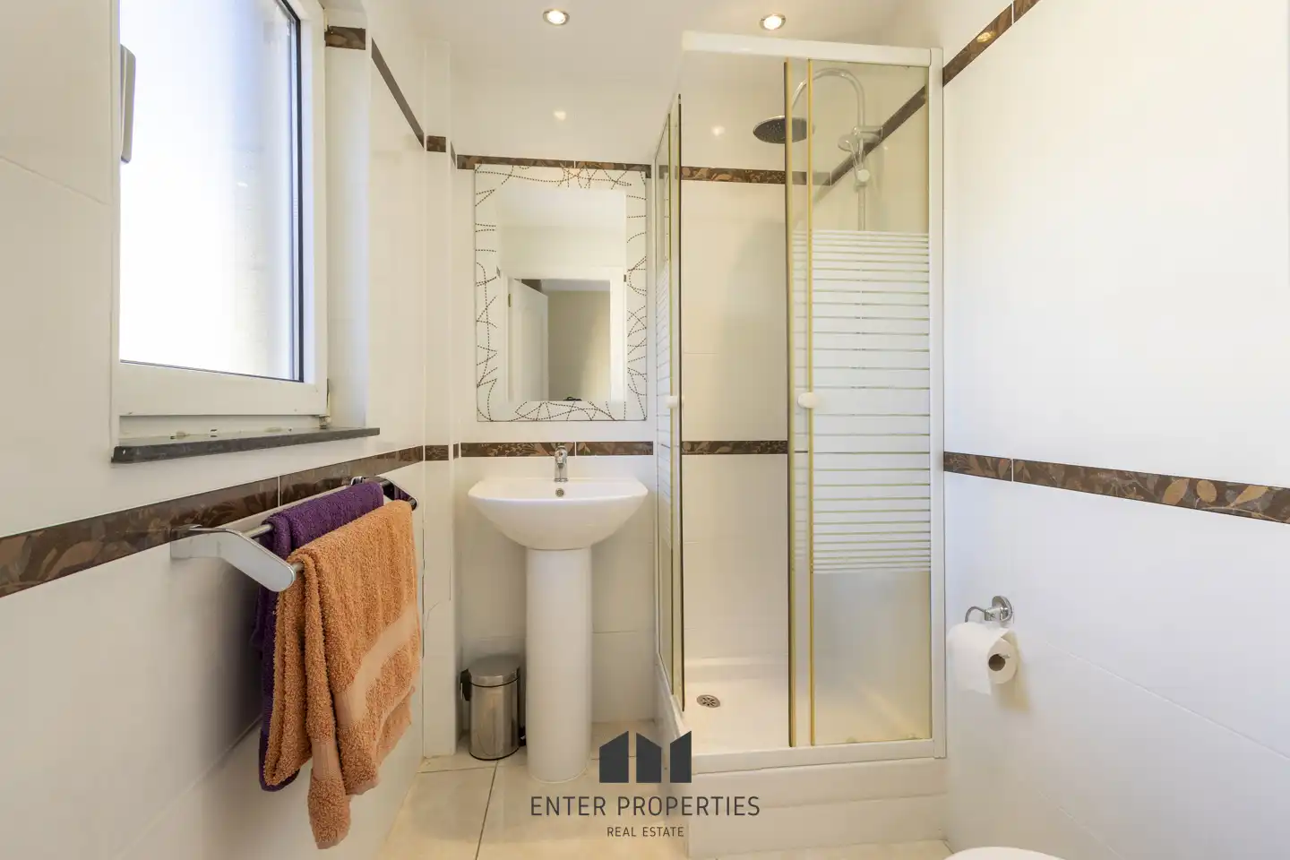 Baño de Piso en venta en Moraira con Aire acondicionado, Calefacción y Piscina