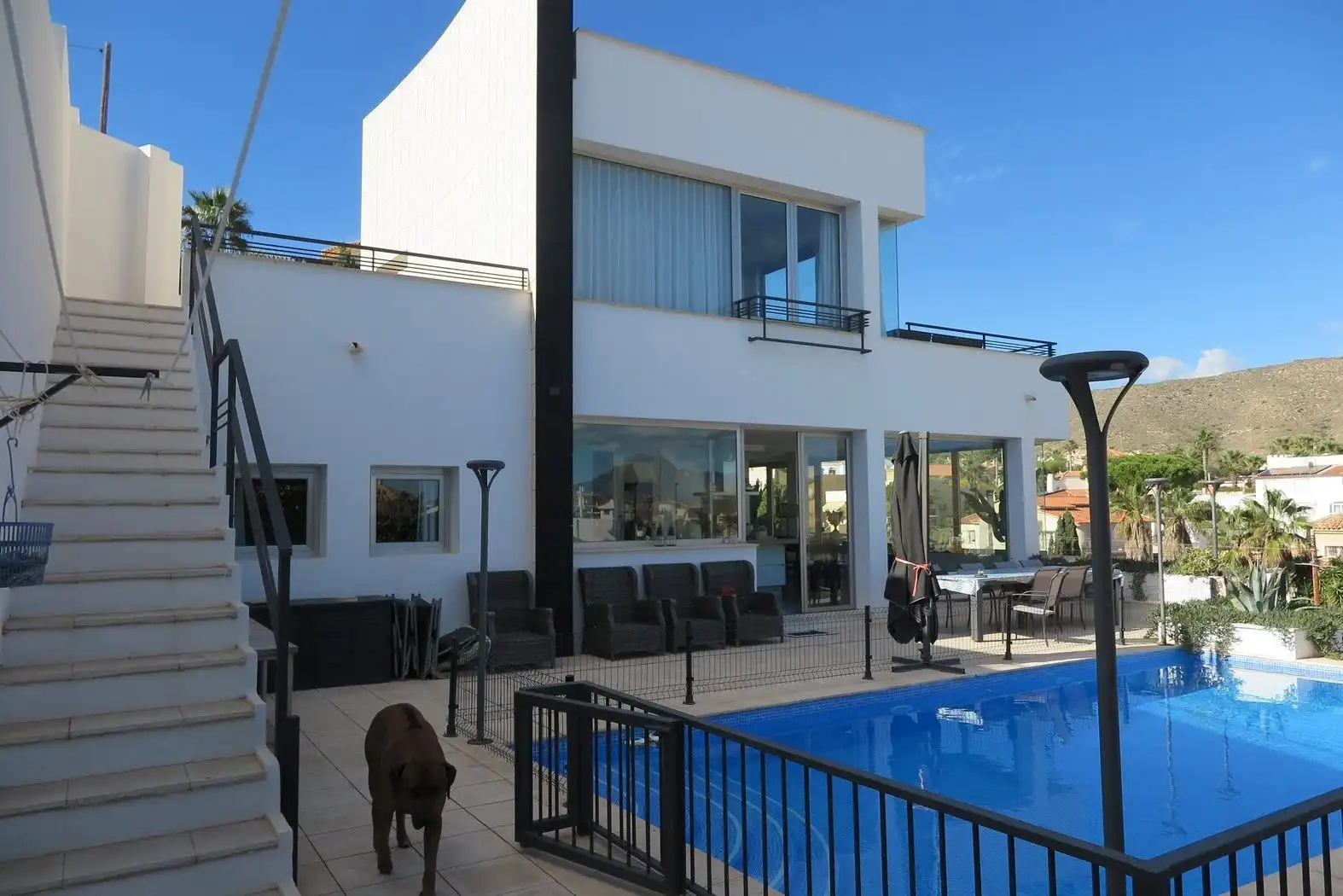 Terrassa de Casa o xalet en venda en El Campello amb Aire condicionat, Calefacció i Jardí privat