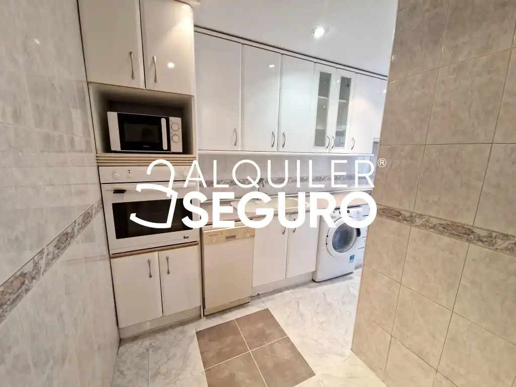 Cocina de Piso de alquiler en Navalcarnero con Aire acondicionado, Calefacción y Terraza