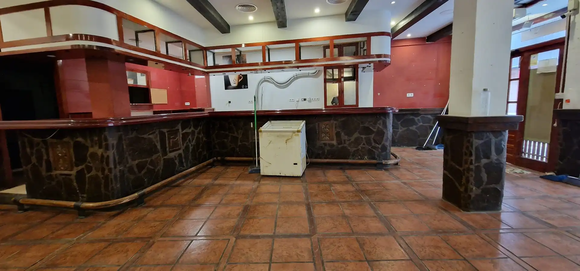 Commercial properties for sale in Lorca  with Air Conditioner