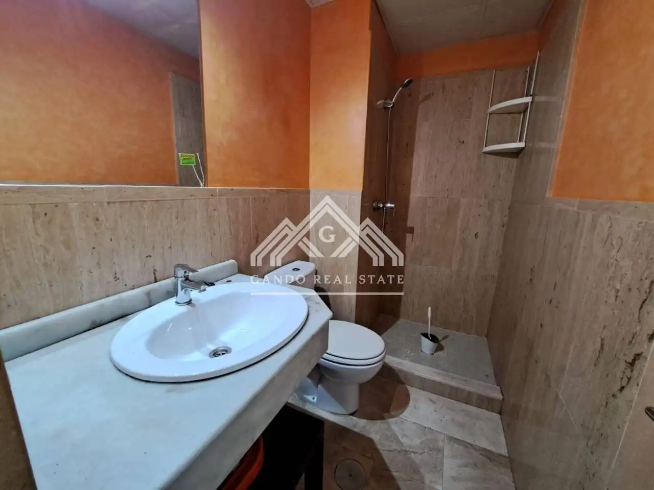 Bathroom of Duplexes for sale in Dos Hermanas  with Air Conditioner, Parquet flooring and Terrace