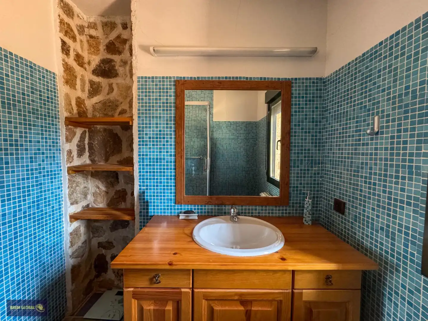 Bathroom of Houses for sale in Navalafuente  with Heating, Private garden and Storage room