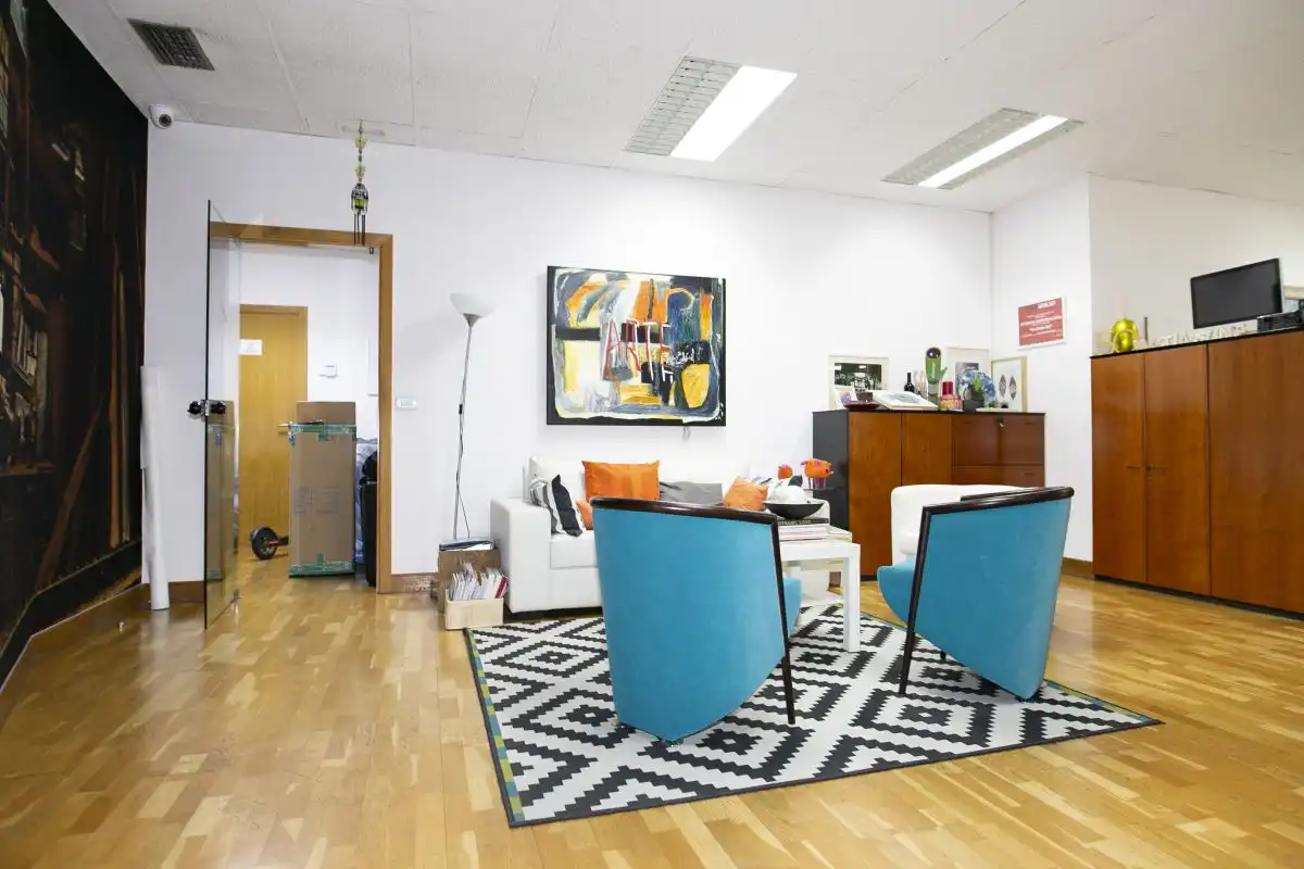 Sala de estar de Oficina en venta en Aretxabaleta con Calefacción