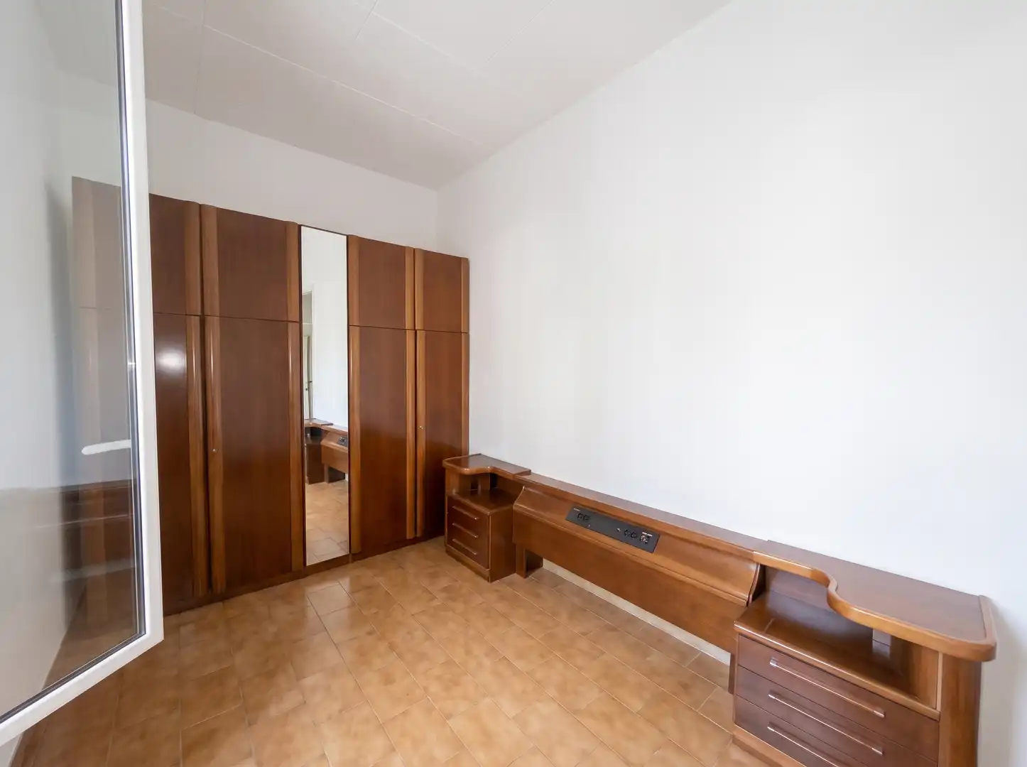 Schlafzimmer von Erdgeschoss zum Verkauf in Barcelona mit Abstellraum