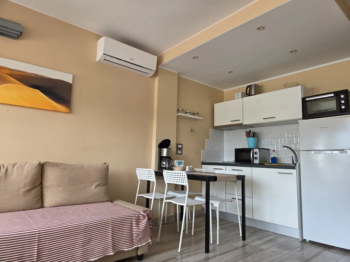 Cocina de Apartamento en venta en San Bartolomé de Tirajana con Aire acondicionado, Amueblado y Lavadora