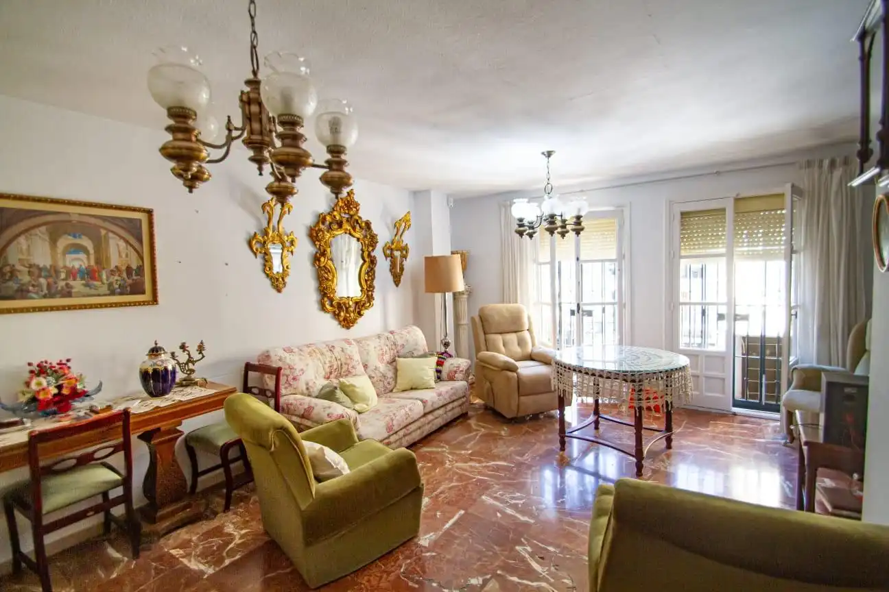 Sala d'estar de Pis en venda en Sevilla amb Aire condicionat i Balcó