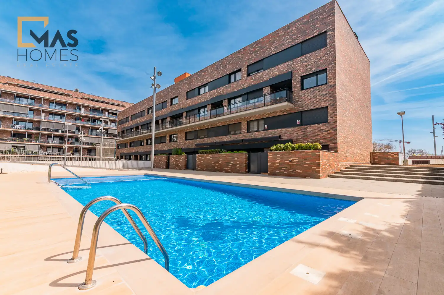 Schwimmbecken von Maisonette zum Verkauf in Sabadell mit Klimaanlage, Heizung und Parkett