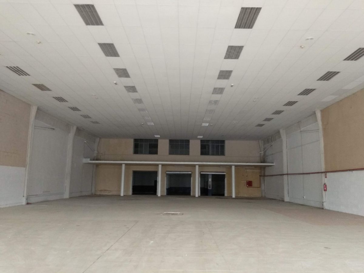 Industrial buildings for sale in  Sevilla Capital