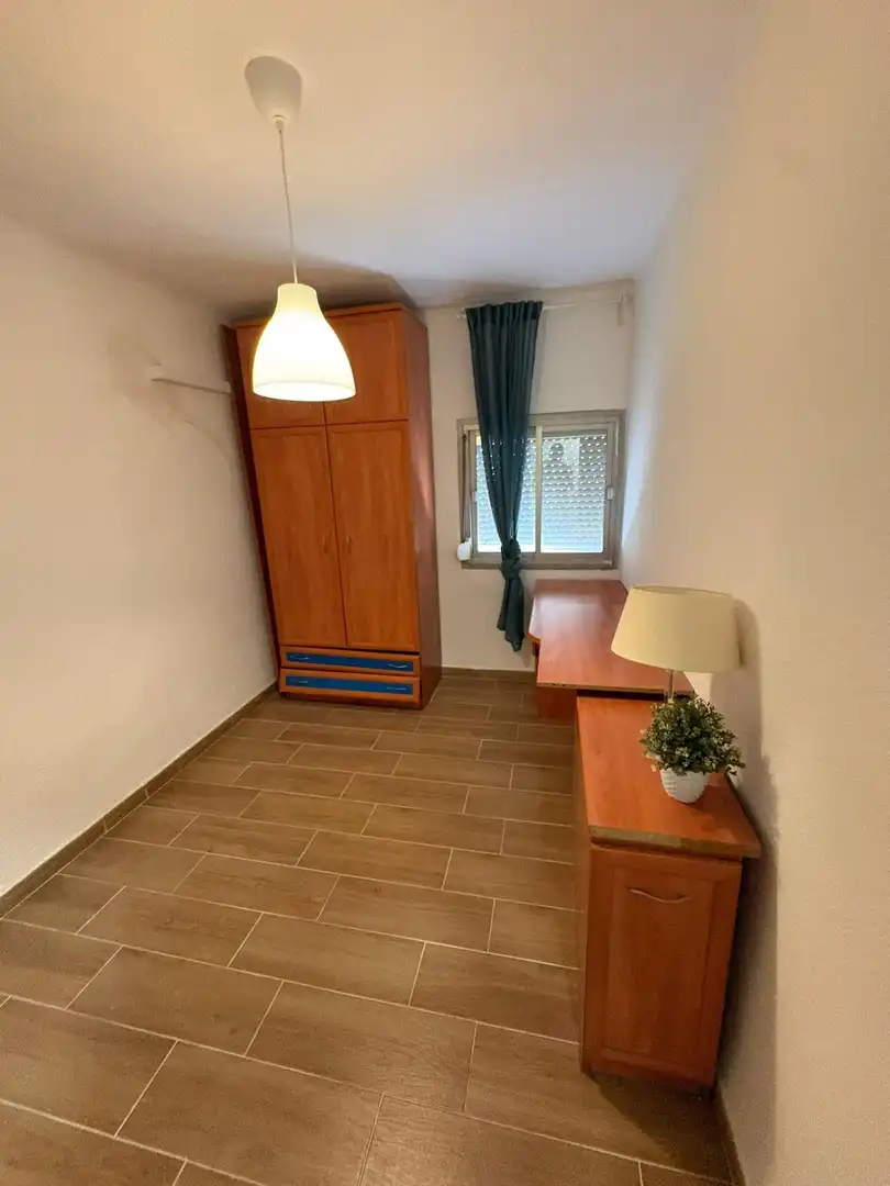 Habitación de Piso de alquiler en Granada