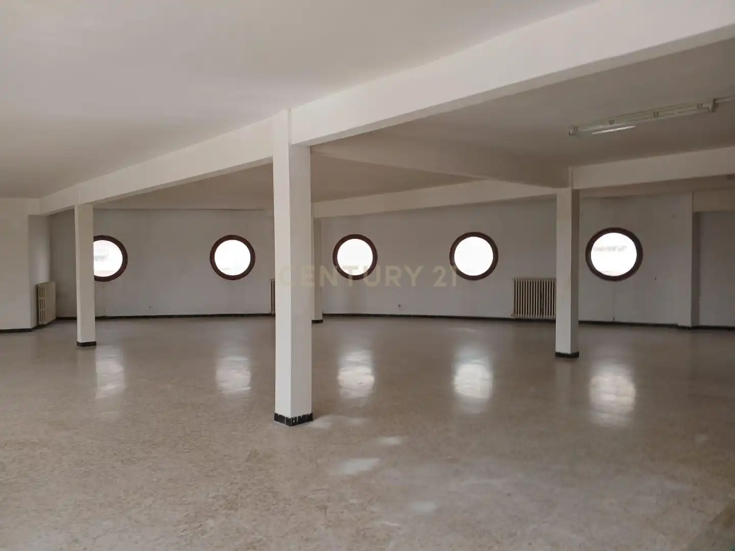 Buildings for sale in Empuriabrava