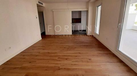 Foto 2 von Erdgeschoss zum Verkauf in Avenida Camarón de la Isla, 2, Limonar, Málaga Capital