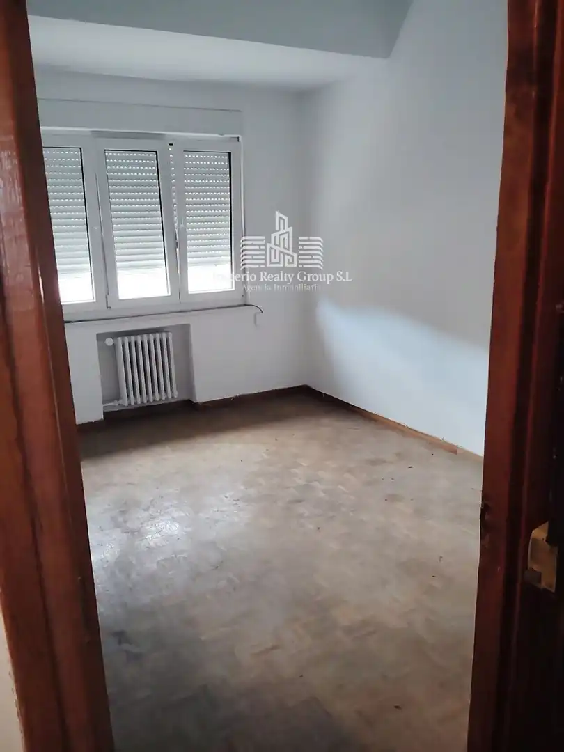 Flat for sale in Langreo