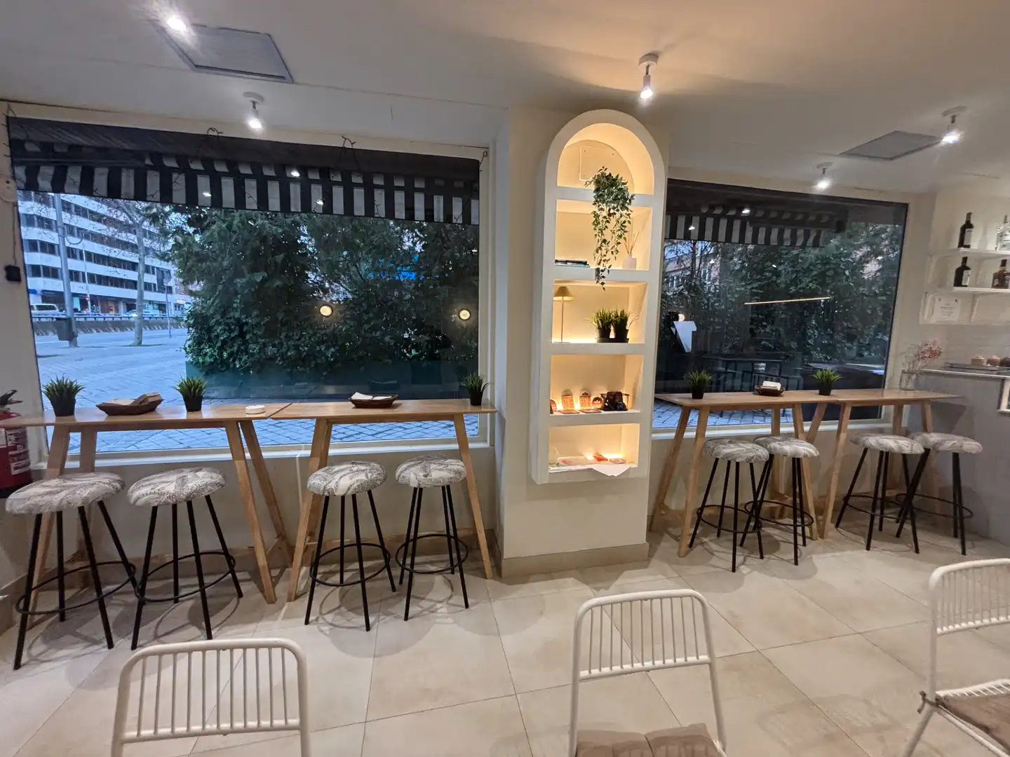 Local en traspaso en Madrid con Aire acondicionado, Terraza y Internet