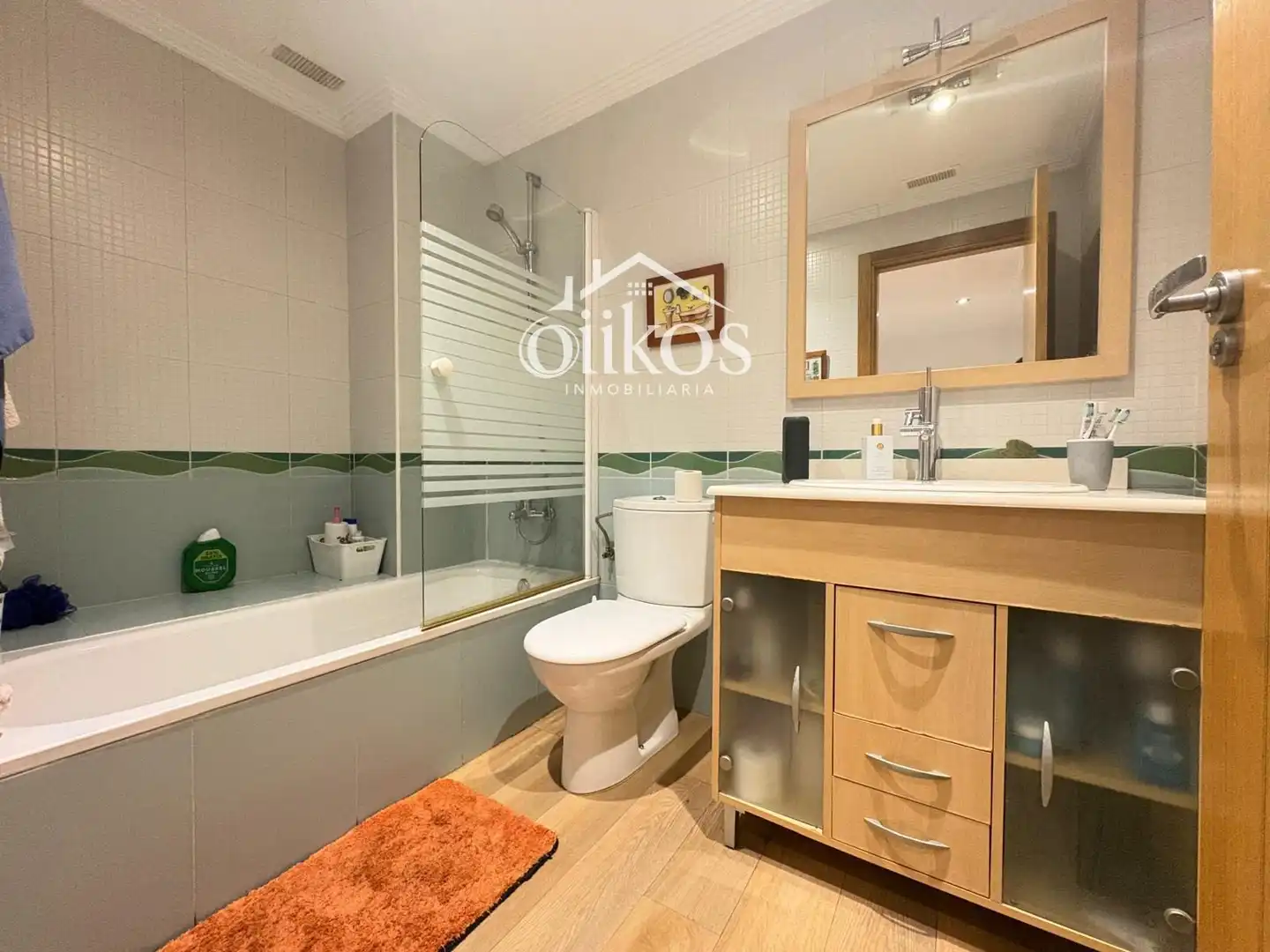 Baño de Casa adosada en venta en Salamanca con Calefacción y Balcón