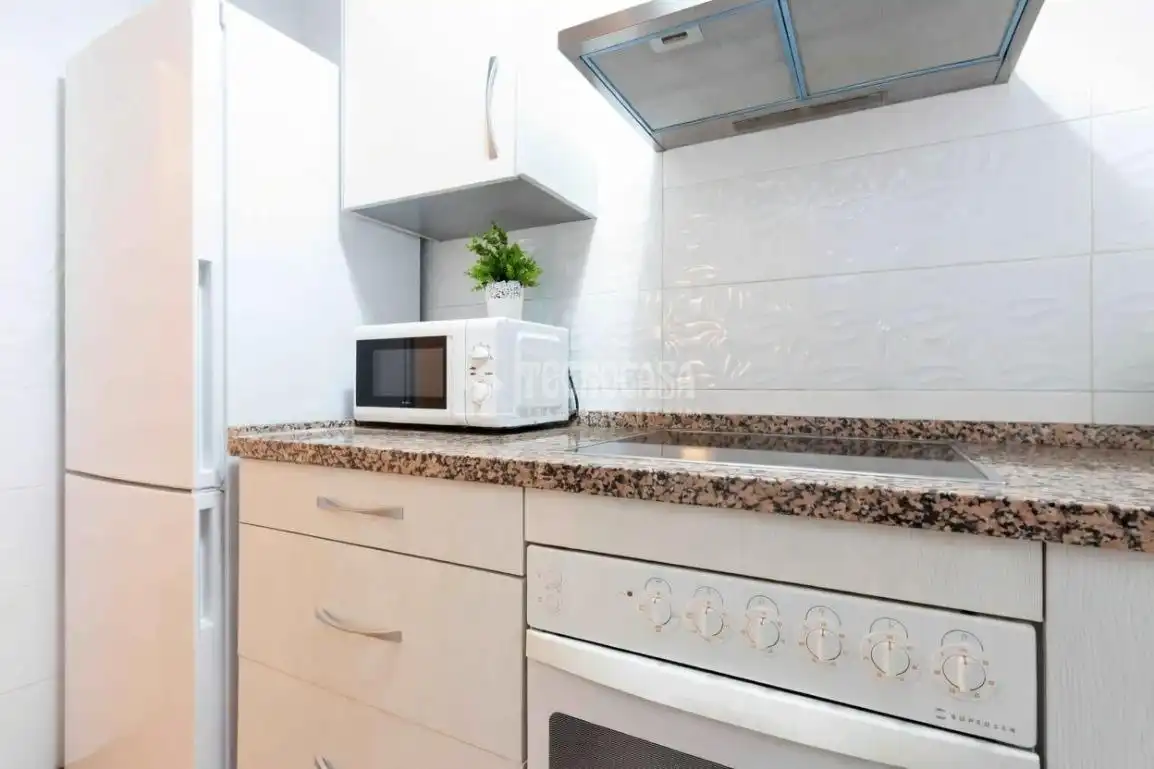 Kitchen of Flat for sale in Sevilla