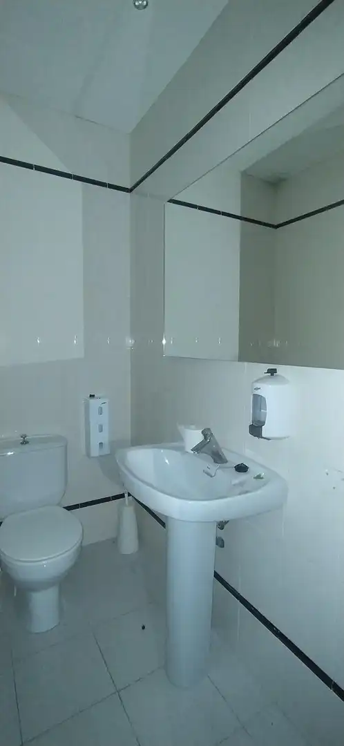 Bathroom of Commercial properties for sale in Tortosa  with Air Conditioner