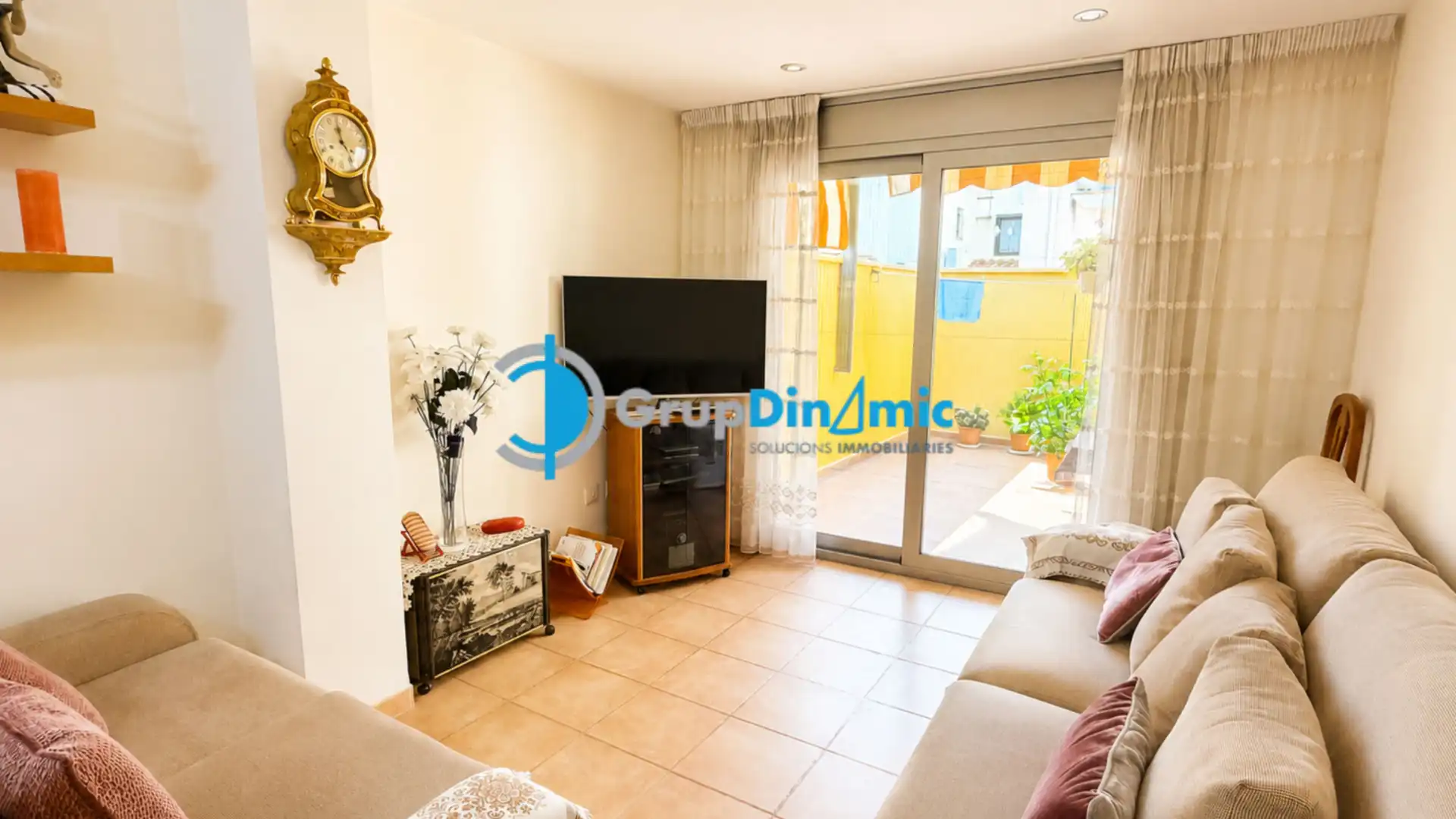 Sala d'estar de Casa o xalet en venda en Palamós amb Aire condicionat, Calefacció i Terrassa