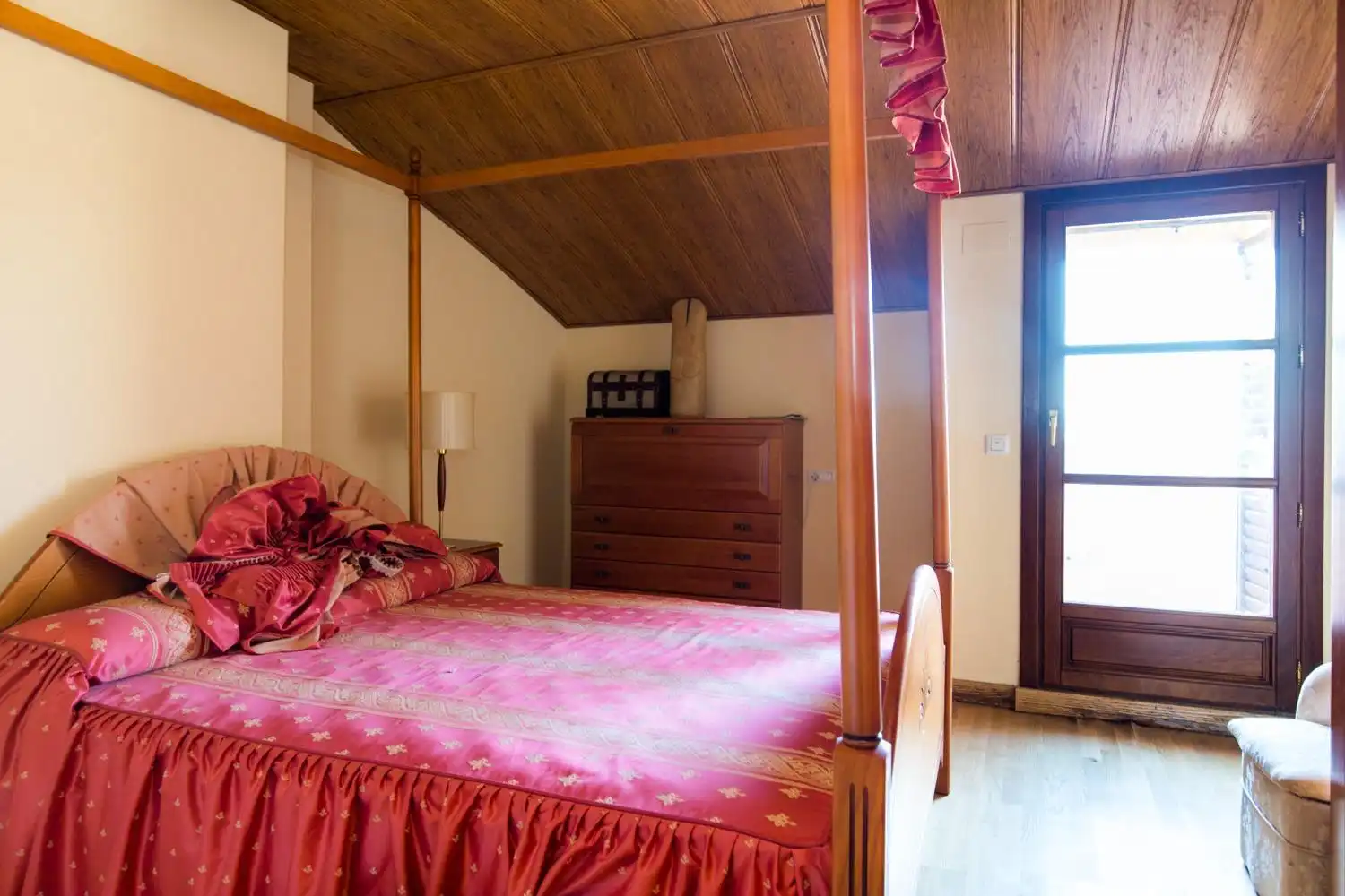 Habitación de Ático en venta en Borja con Calefacción, Parquet y Terraza