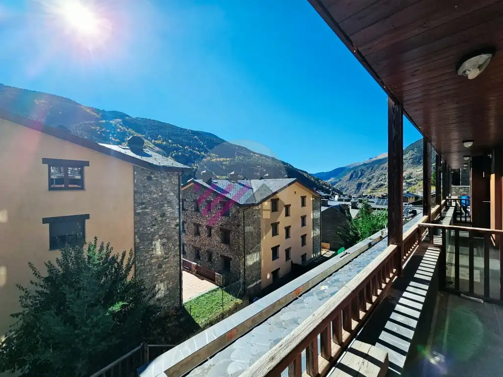 2-bedroom flat for sale in El Tarter, Canillo · 21 of 36