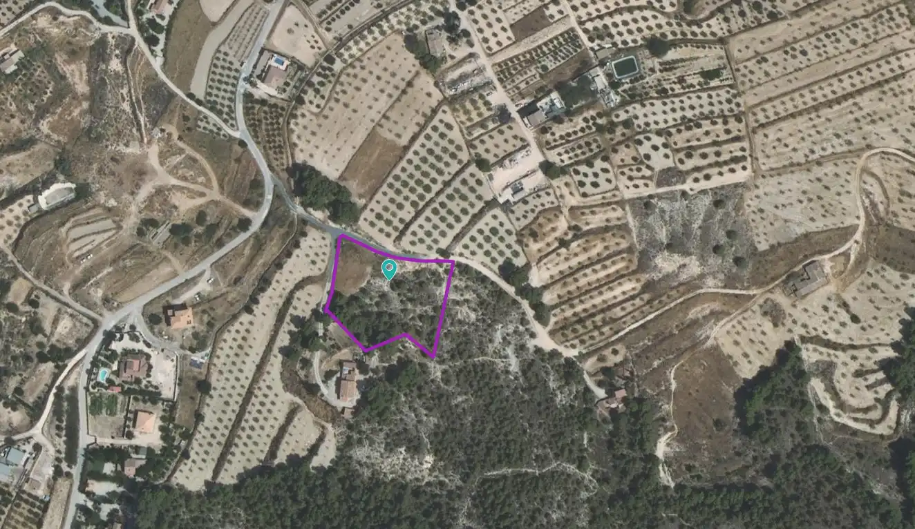 Lands and plots for sale in Mula