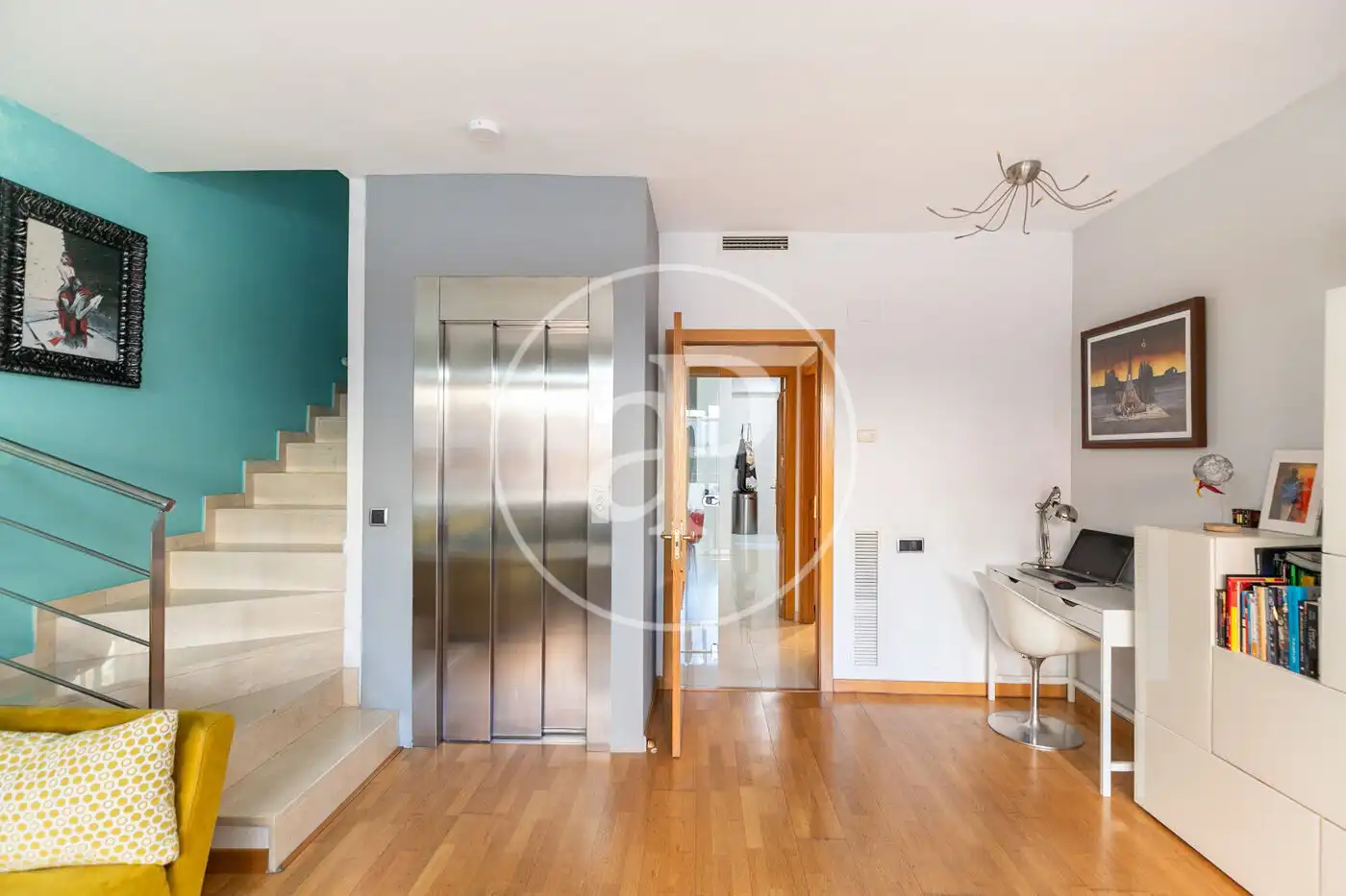 Casa adosada en venta en Passatge de Puigmadrona, El Camp de l'Arpa del Clot