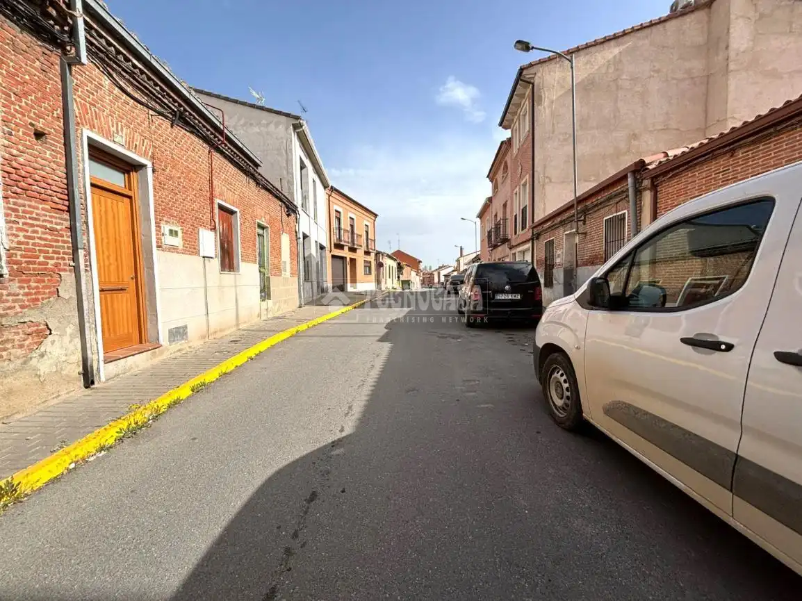 Vista exterior de Casa o xalet en venda en Medina del Campo