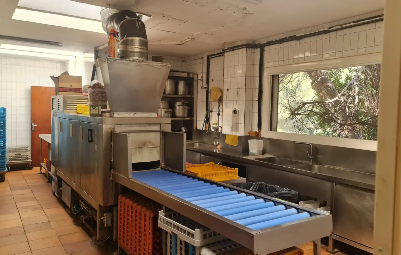 Cuina de Casa o xalet en venda en Montcada i Reixac amb Aire condicionat, Calefacció i Terrassa
