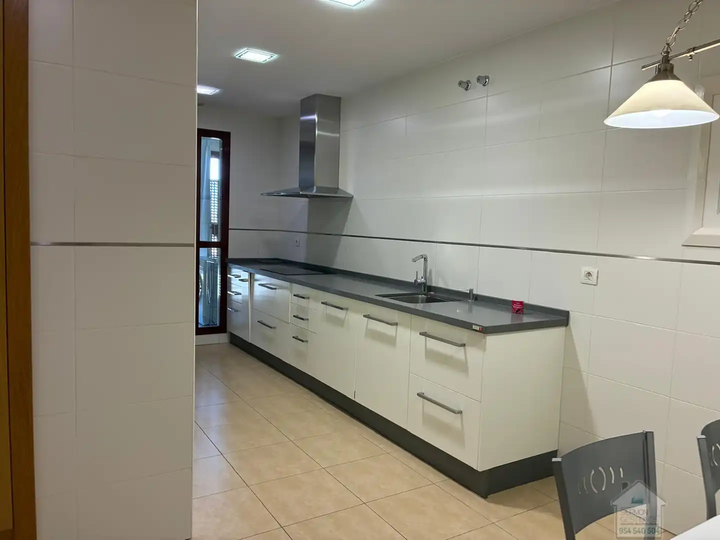 Cocina de Piso en venta en Sevilla con Aire acondicionado, Calefacción y Trastero