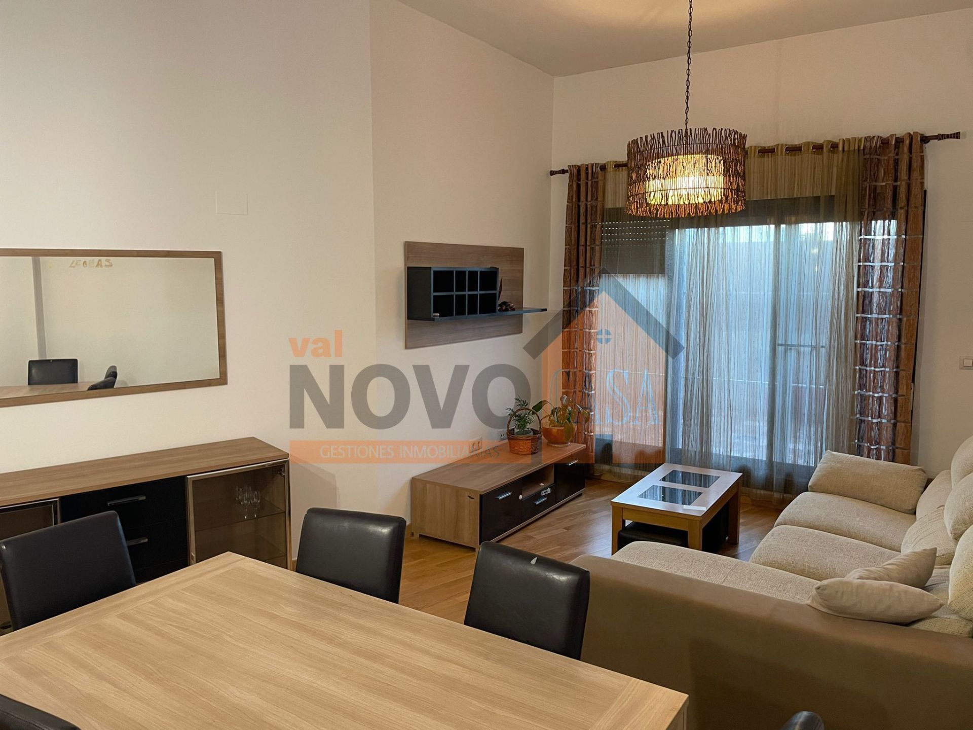 Living room of Flat for sale in Silla  with Air Conditioner, Heating and Community pool