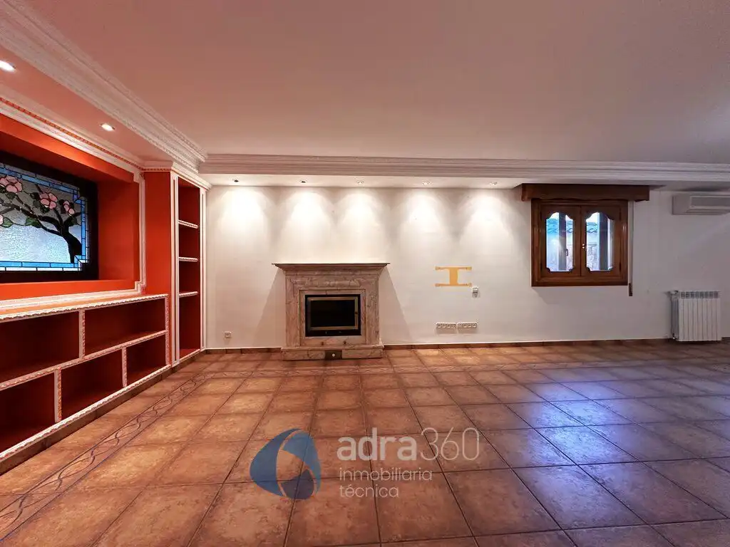 Houses for sale in Lardero  with Air Conditioner, Heating and Private garden