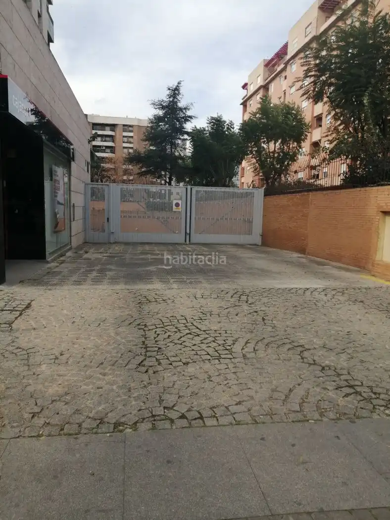 Individuel à vendre à Calle Doctor Ordóñez de la Barrera 2