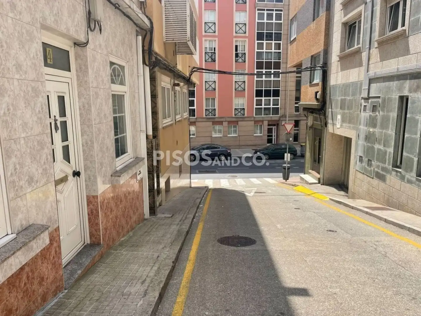 Vista exterior de Casa o xalet en venda en A Coruña Capital  amb Calefacció i Moblat