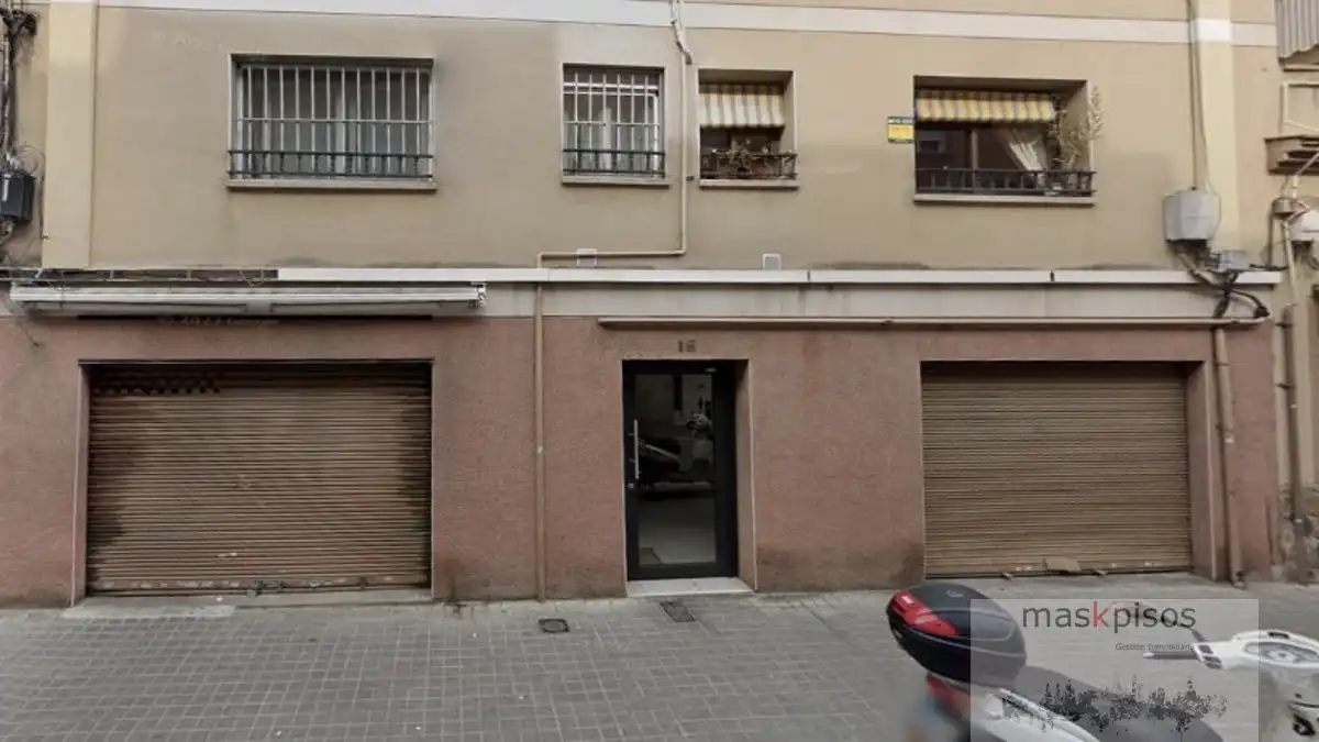 Vista exterior de Pis en venda en Barcelona